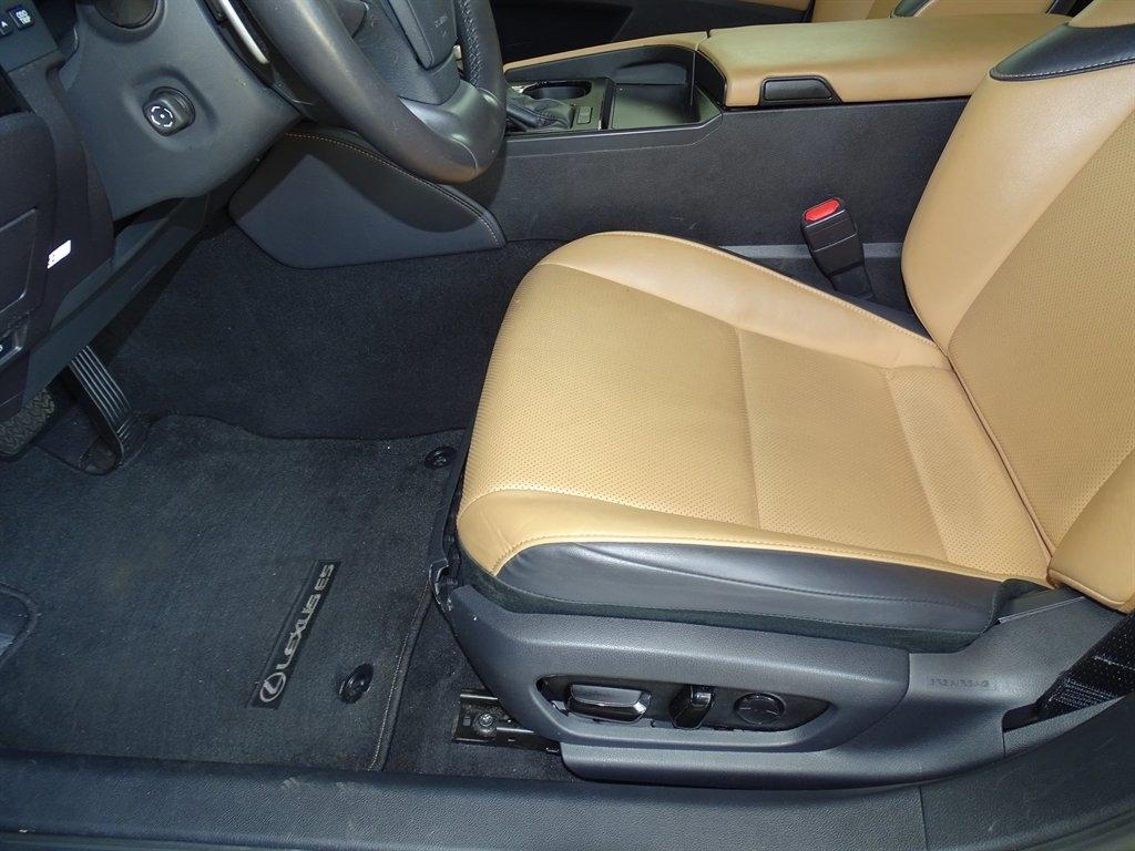 Lexus ES 350 Base 2023