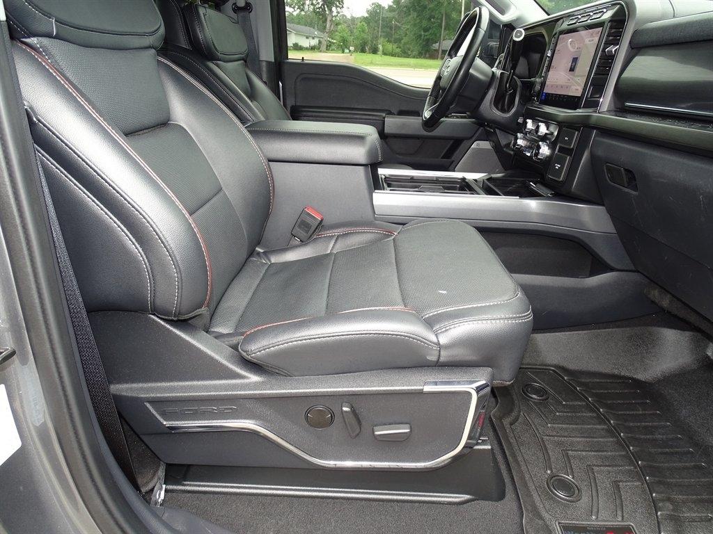 Ford F-250 SD Lariat Crew Cab 4WD 2024