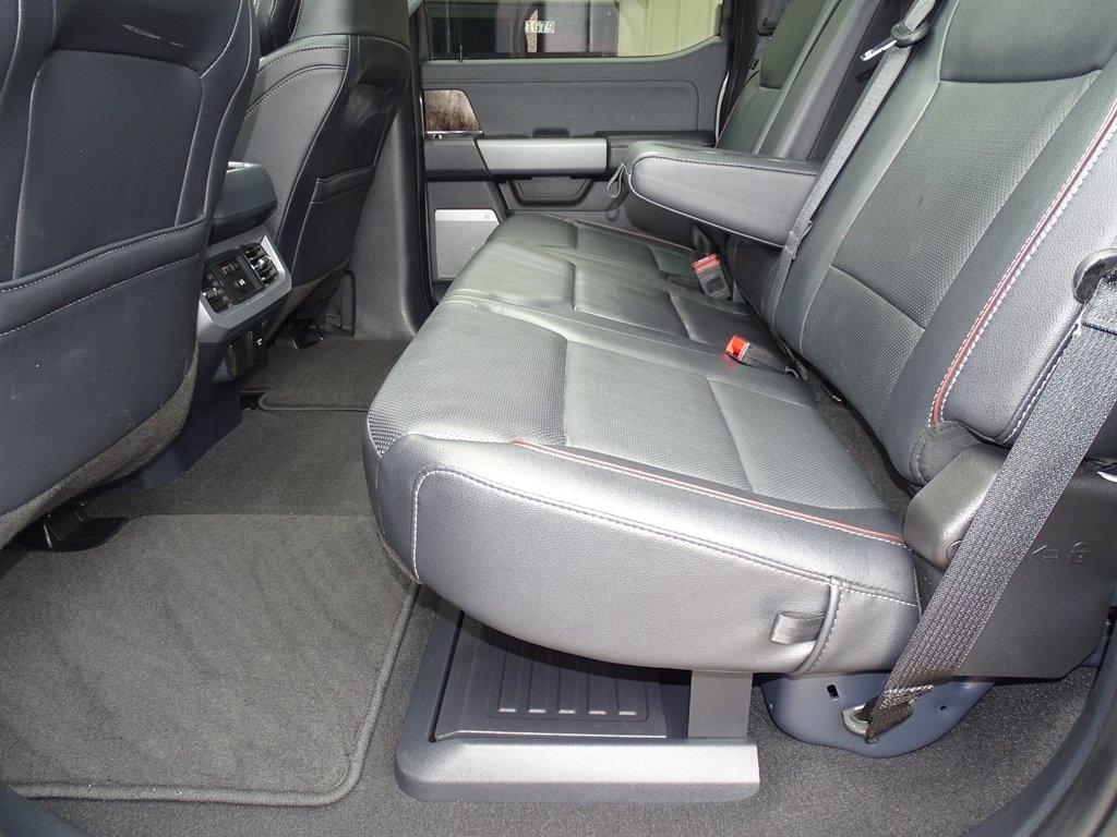 Ford F-250 SD Lariat Crew Cab 4WD 2024
