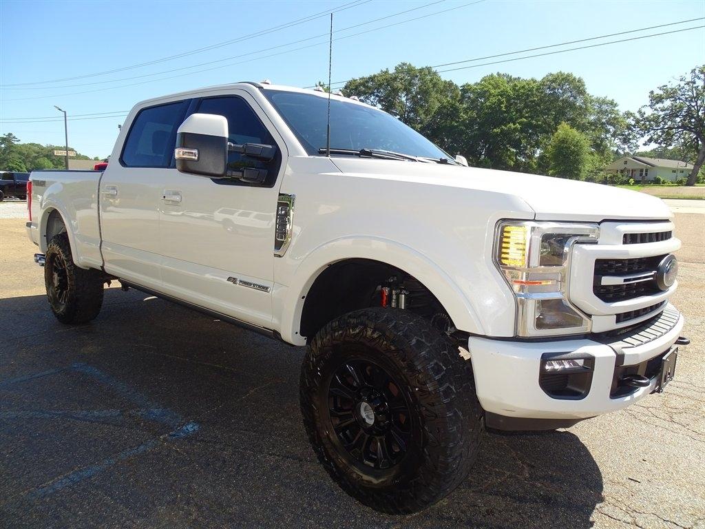Ford F-250 SD Lariat Crew Cab 4WD 2022