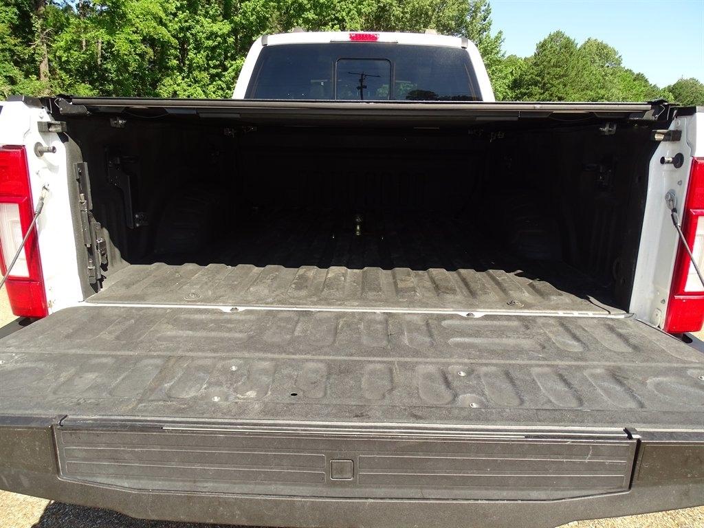 Ford F-250 SD Lariat Crew Cab 4WD 2022