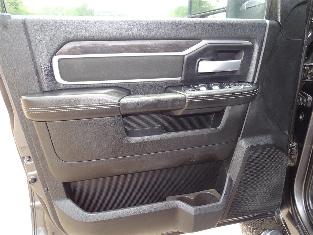 RAM 2500 Tradesman Crew Cab SWB 4WD 2024