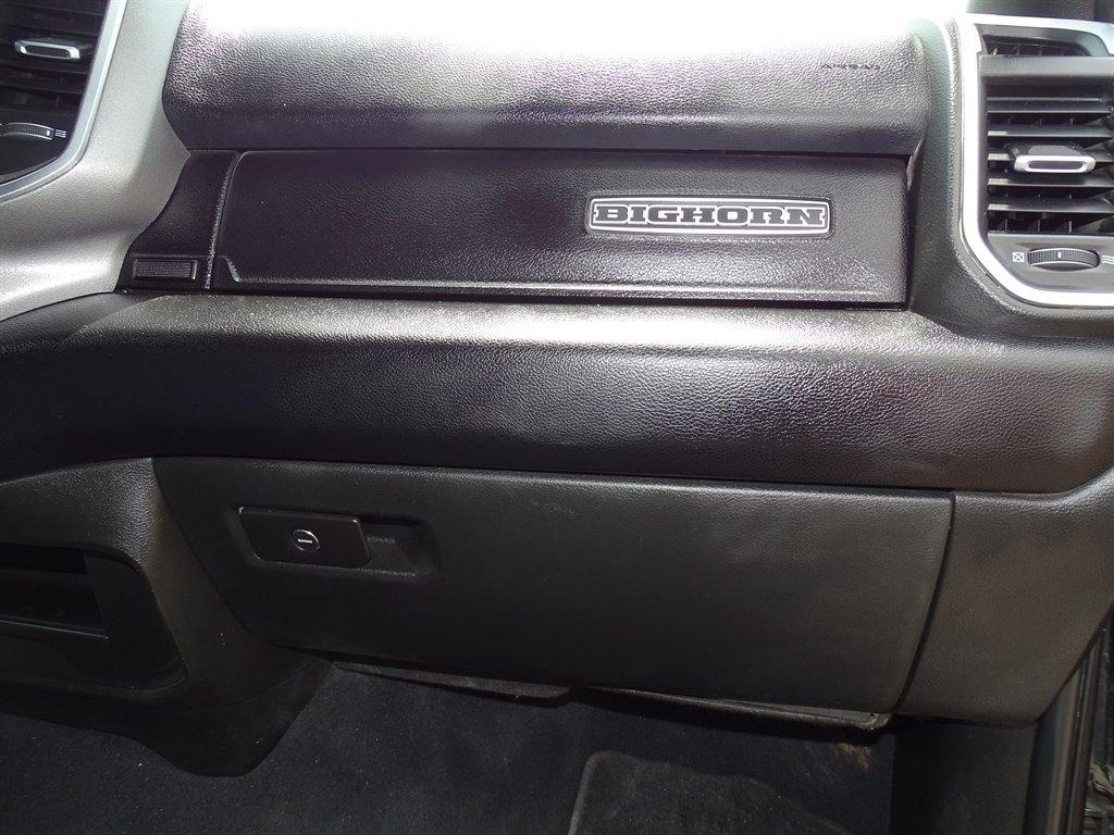 RAM 2500 Tradesman Crew Cab SWB 4WD 2024