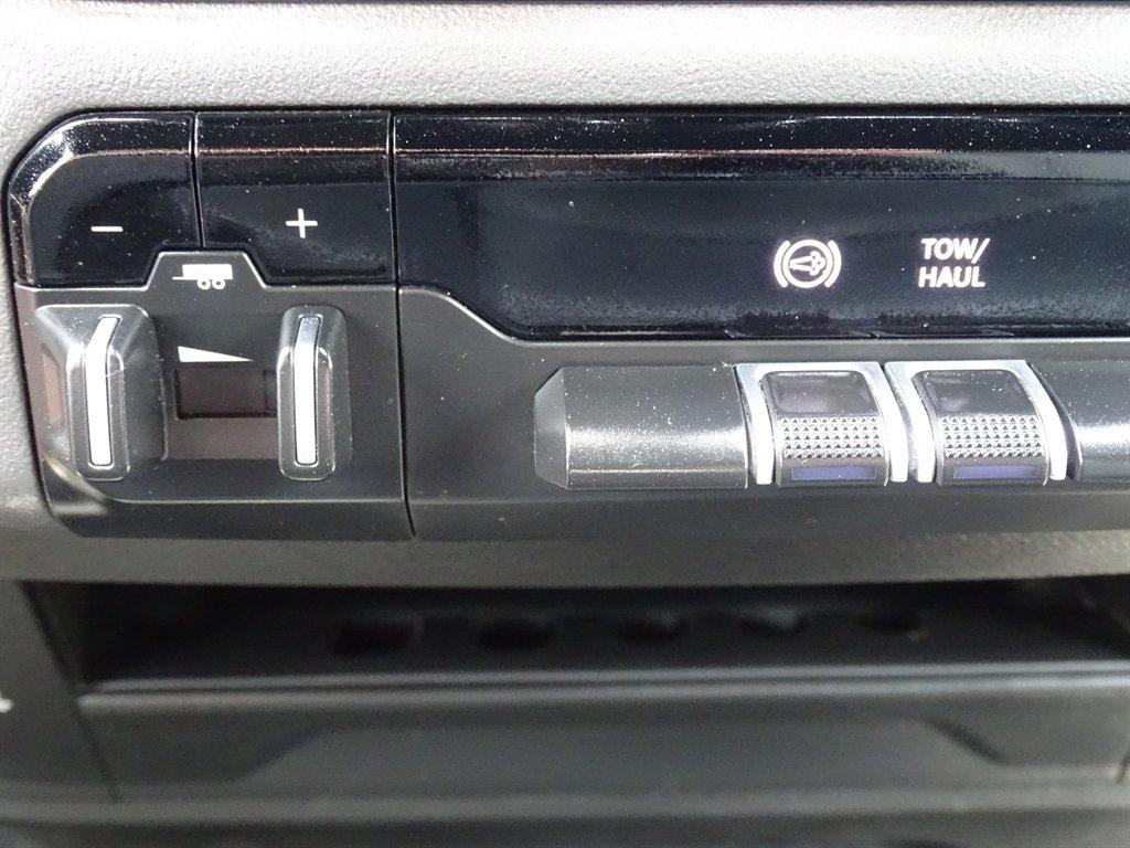 RAM 2500 Tradesman Crew Cab SWB 4WD 2024