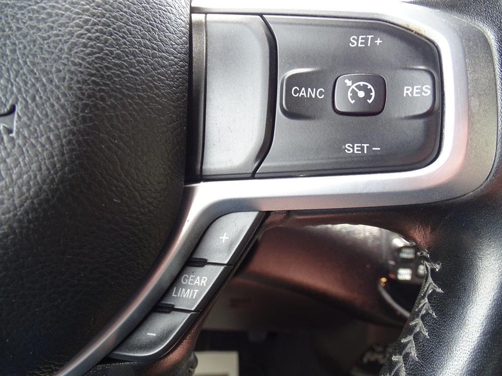 RAM 2500 Tradesman Crew Cab SWB 4WD 2024