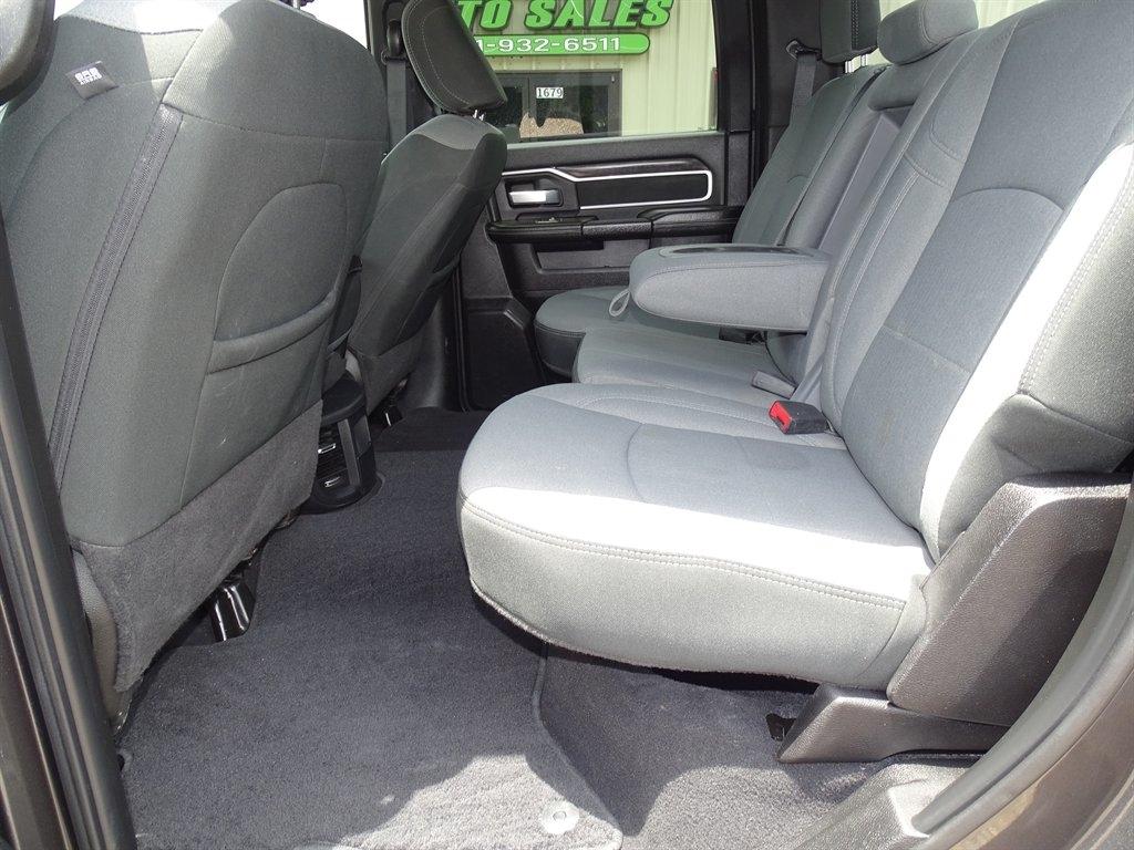 RAM 2500 Tradesman Crew Cab SWB 4WD 2024