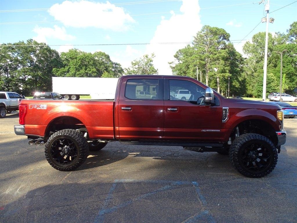 Ford F-250 SD Lariat Crew Cab 4WD 2017