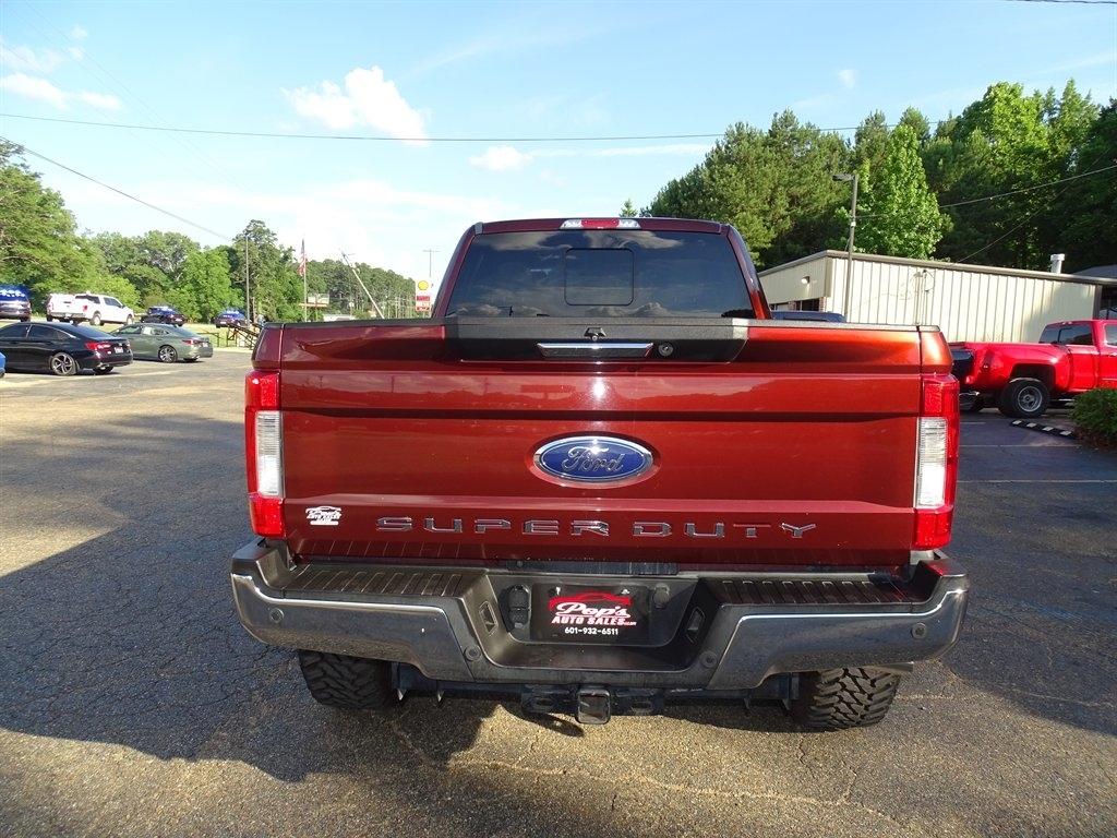 Ford F-250 SD Lariat Crew Cab 4WD 2017