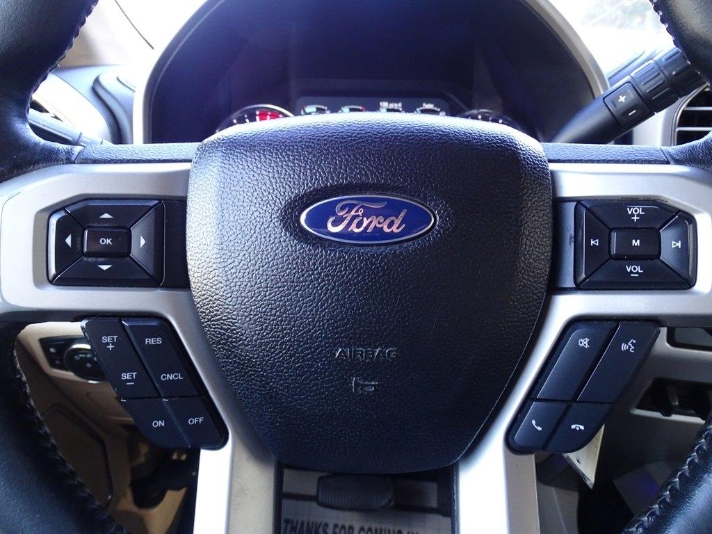 Ford F-250 SD Lariat Crew Cab 4WD 2017
