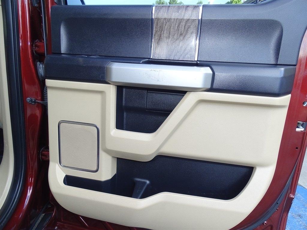Ford F-250 SD Lariat Crew Cab 4WD 2017