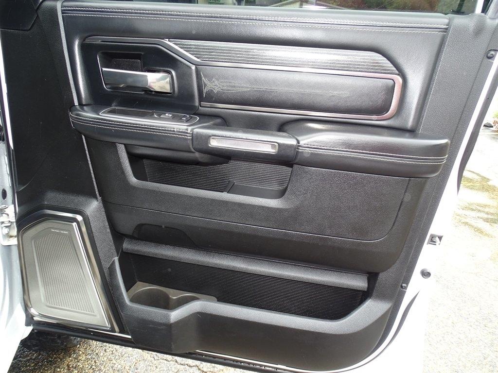 RAM 3500 Limited Crew Cab LWB 4WD DRW 2021