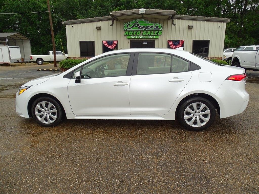 Toyota Corolla Hybrid LE 2024