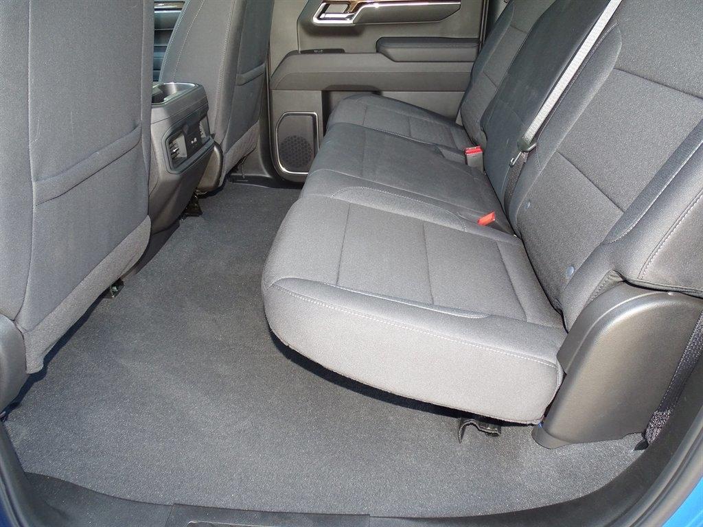 Chevrolet Silverado 1500 LT Crew Cab 4WD 2025