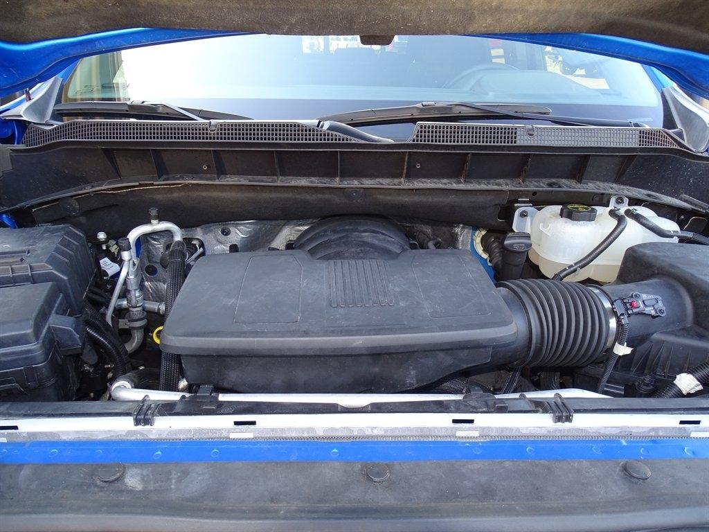 Chevrolet Silverado 1500 LT Crew Cab 4WD 2025