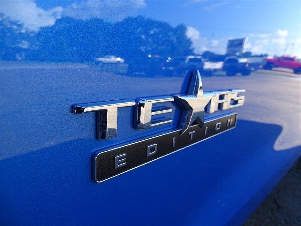 Chevrolet Silverado 1500 LT Crew Cab 4WD 2025