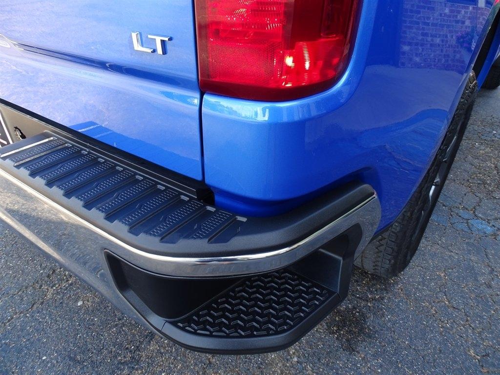 Chevrolet Silverado 1500 LT Crew Cab 4WD 2025