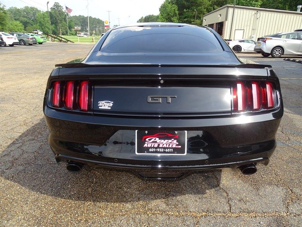 Ford Mustang GT Coupe 2017