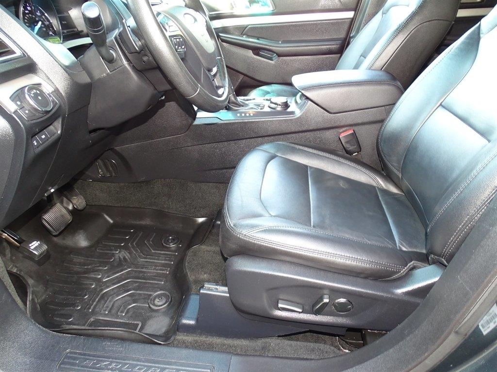 Ford Explorer XLT 4WD 2016