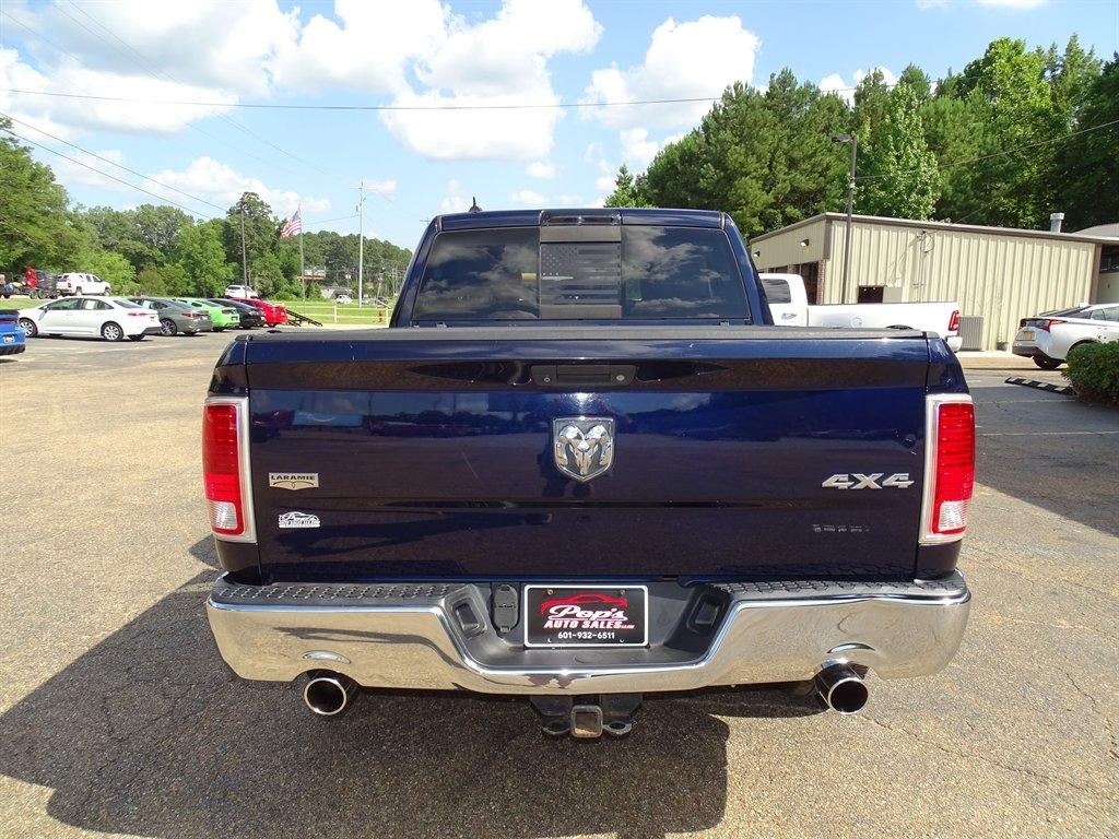 RAM 1500 Laramie Crew Cab SWB 4WD 2013