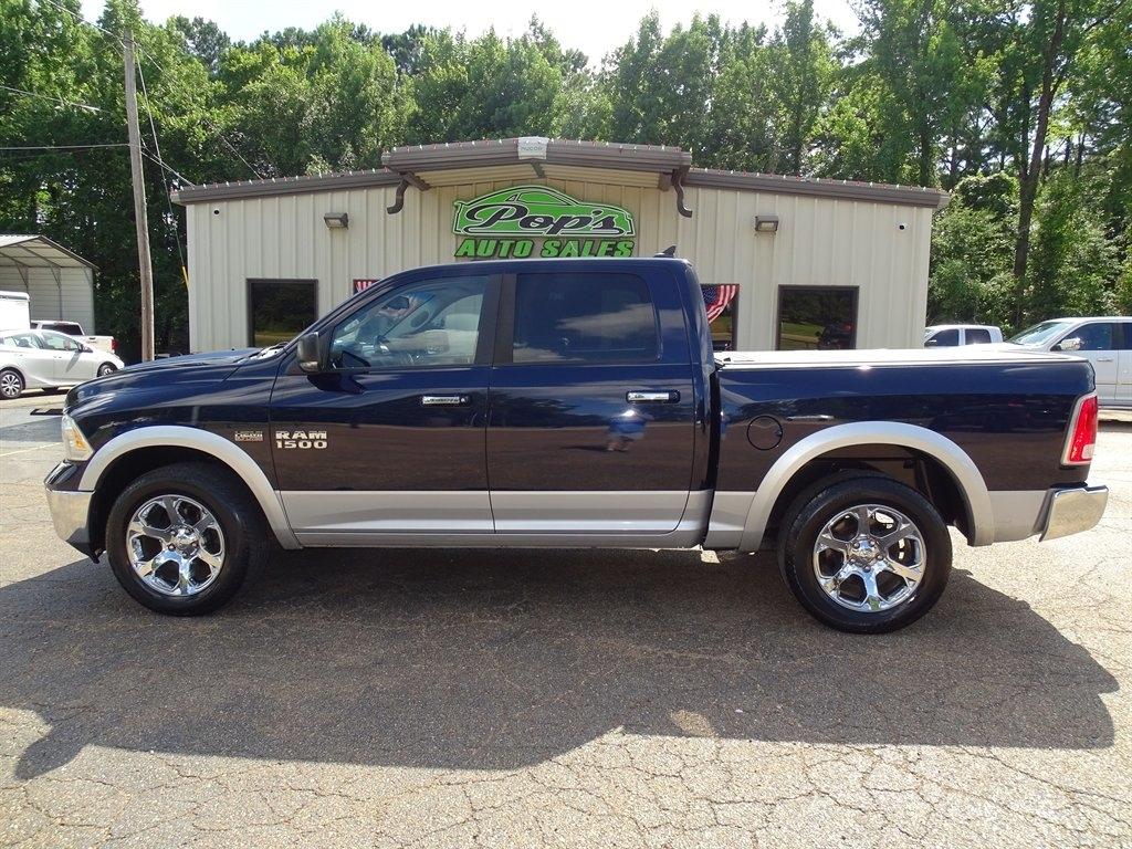 RAM 1500 Laramie Crew Cab SWB 4WD 2013
