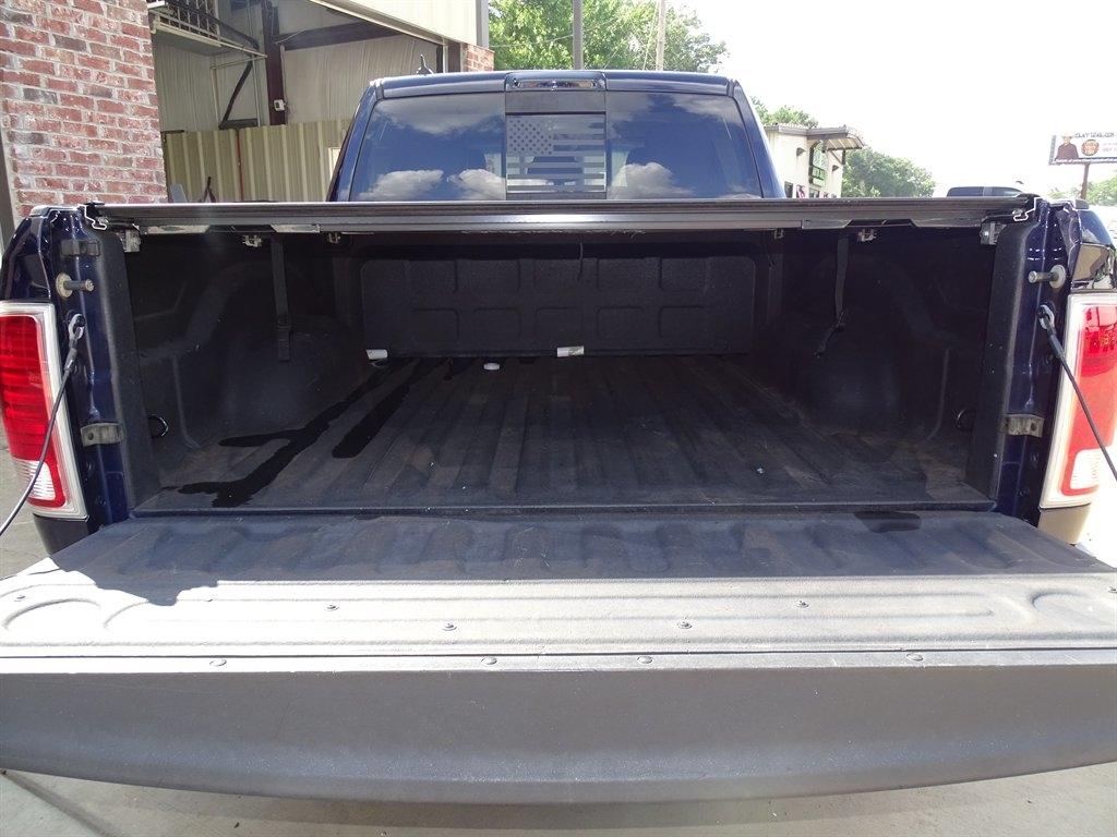 RAM 1500 Laramie Crew Cab SWB 4WD 2013