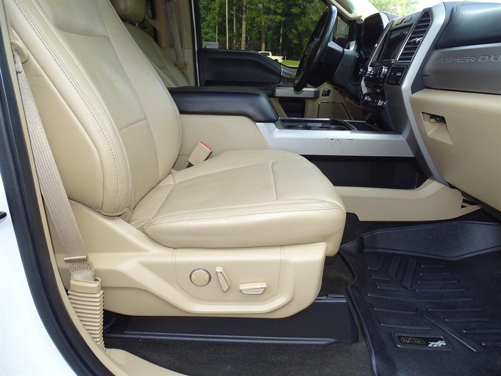 Ford F-250 SD Lariat Crew Cab 4WD 2017