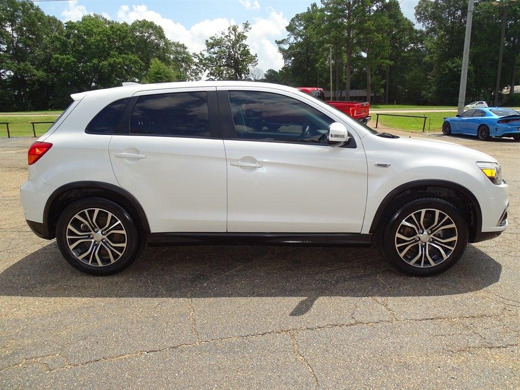Mitsubishi Outlander Sport 2.0 ES 5M 2019