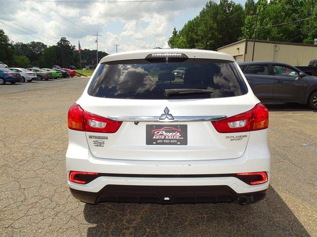 Mitsubishi Outlander Sport 2.0 ES 5M 2019