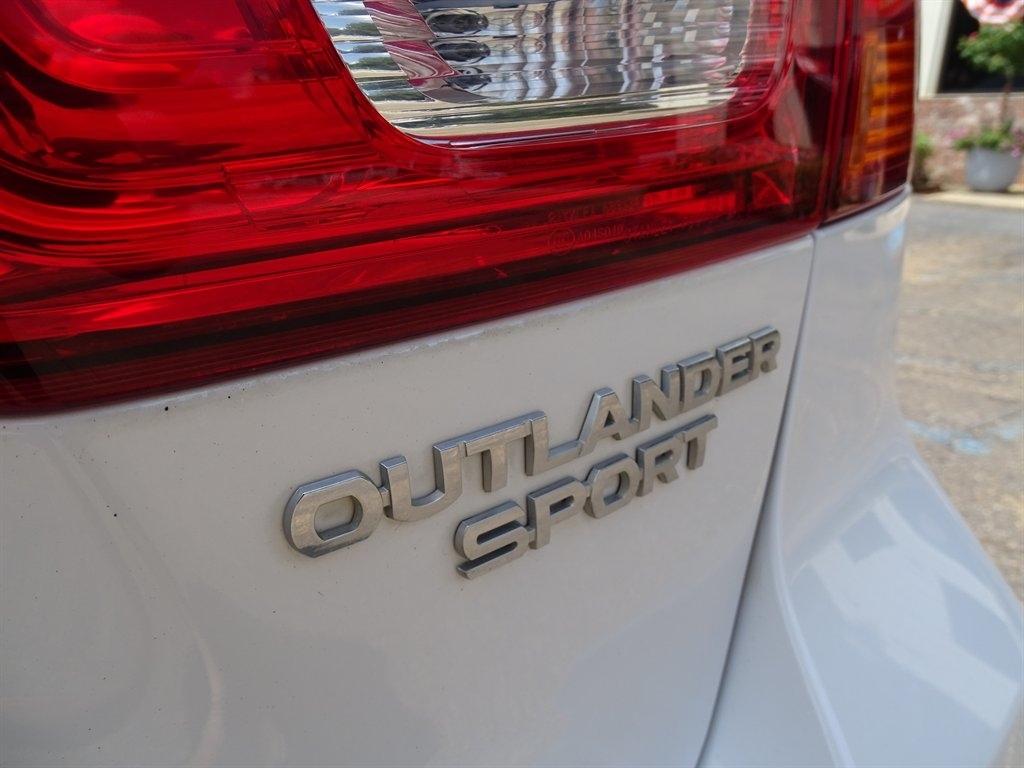 Mitsubishi Outlander Sport 2.0 ES 5M 2019