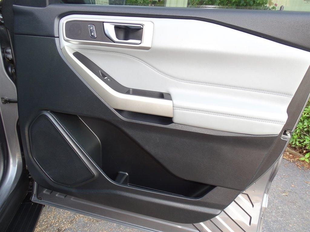 Ford Explorer XLT 2021