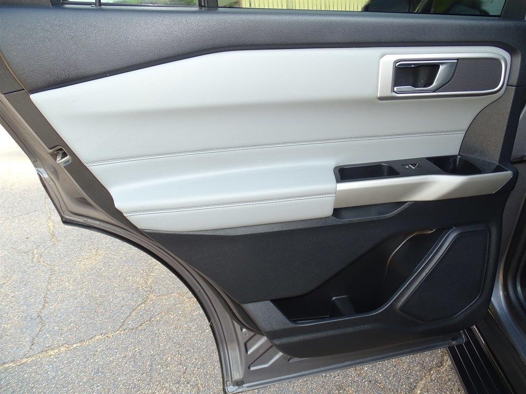 Ford Explorer XLT 2021