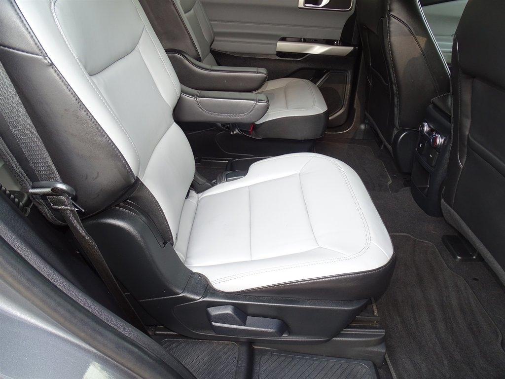 Ford Explorer XLT 2021