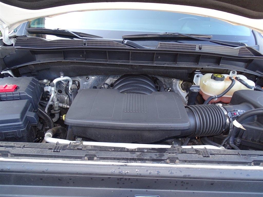 GMC Sierra 1500 AT4 Crew Cab 4WD 2023