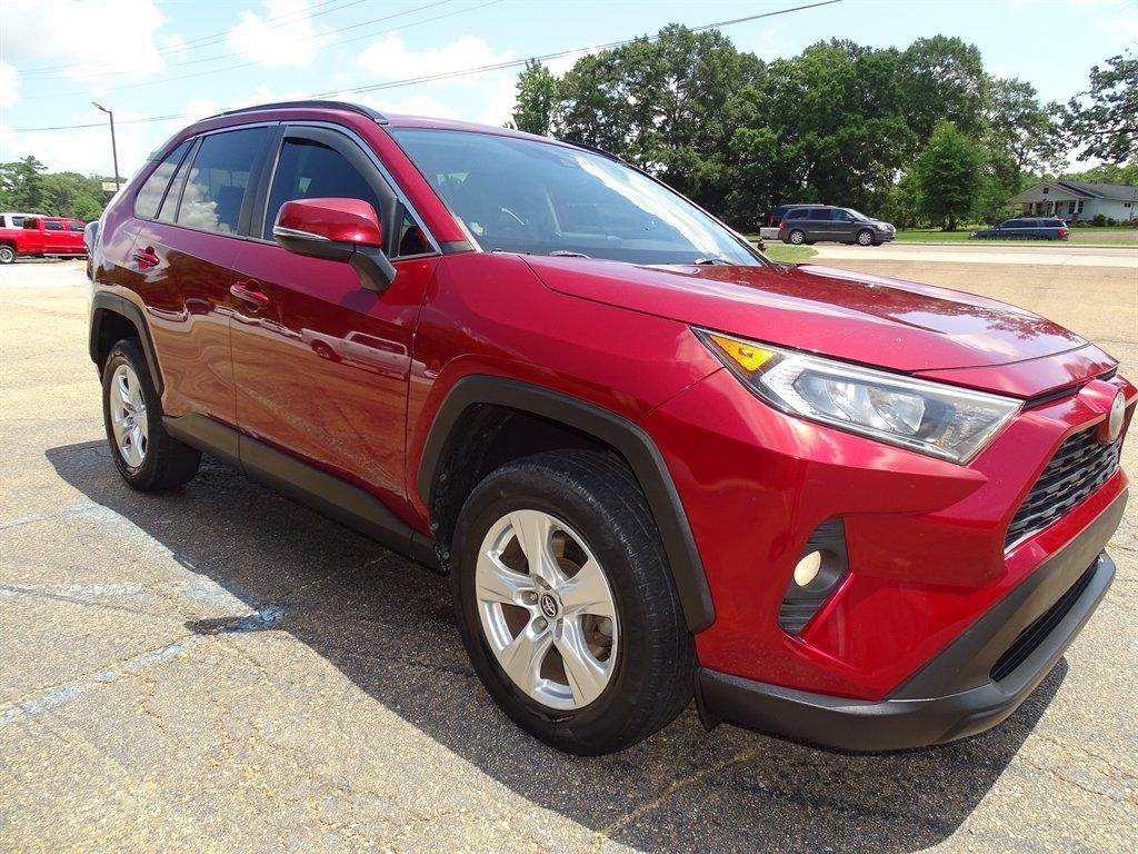 Toyota RAV4 XLE 2020