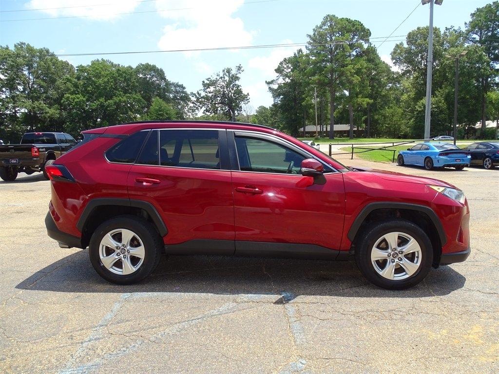 Toyota RAV4 XLE 2020