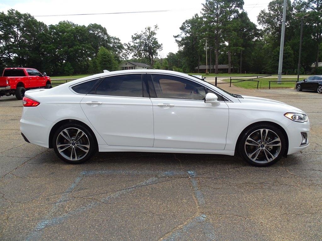 Ford Fusion Titanium AWD 2020