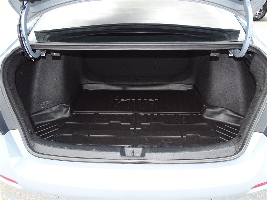 Honda Civic Touring Sedan CVT 2023
