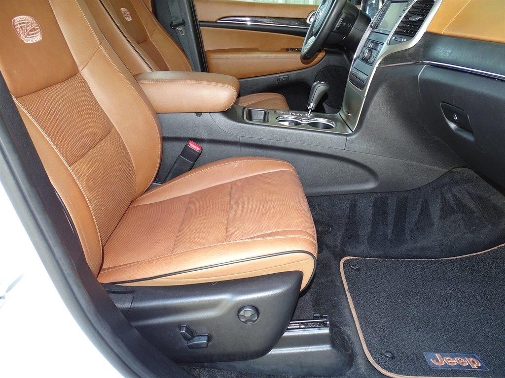 Jeep Grand Cherokee Overland 2WD 2013