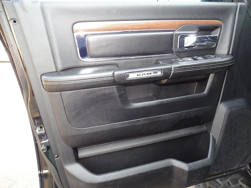 RAM 2500 Laramie Crew Cab SWB 4WD 2014