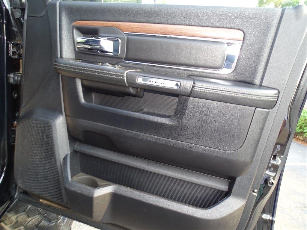 RAM 2500 Laramie Crew Cab SWB 4WD 2014