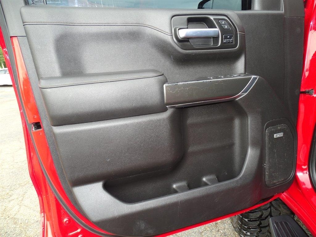 GMC Sierra 1500 AT4 Crew Cab Long Box 4WD 2021