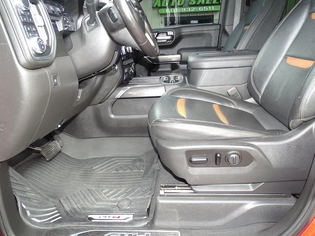 GMC Sierra 1500 AT4 Crew Cab Long Box 4WD 2021