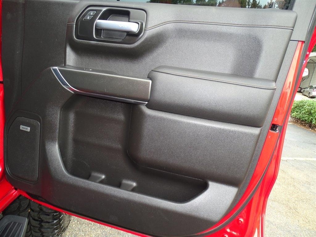 GMC Sierra 1500 AT4 Crew Cab Long Box 4WD 2021