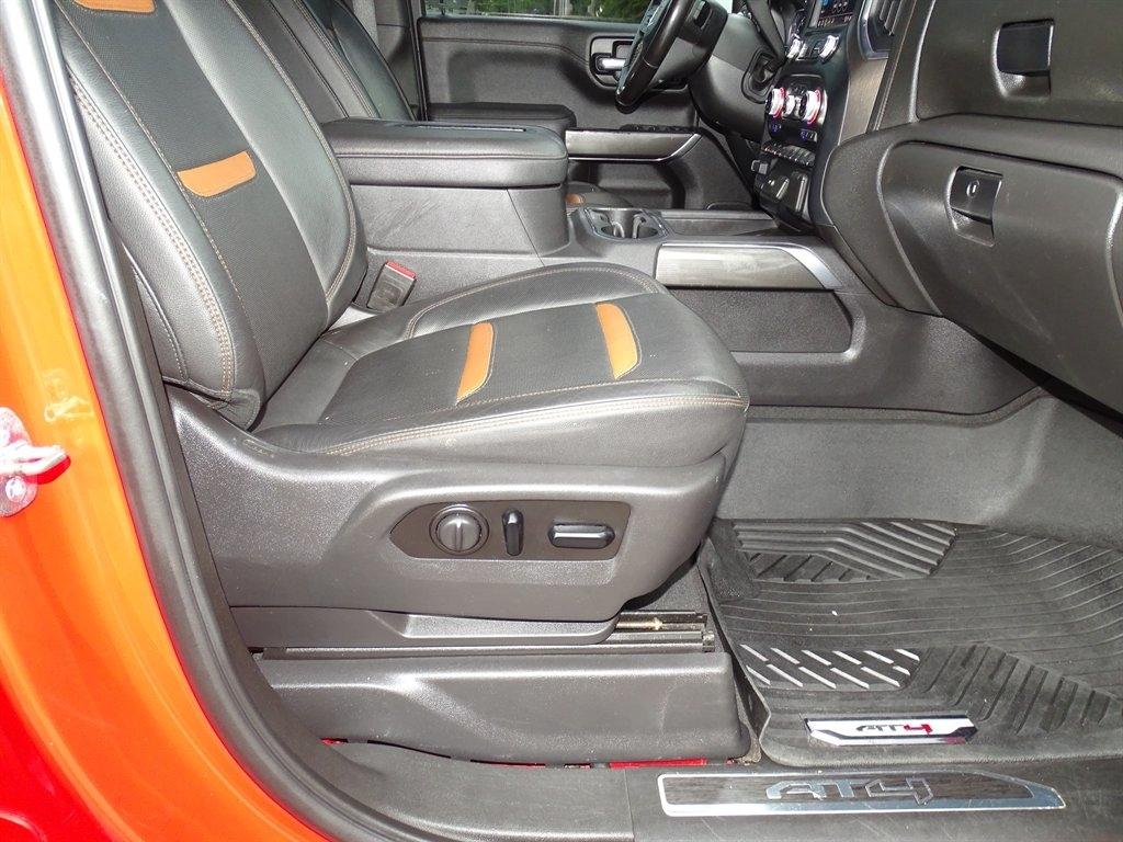 GMC Sierra 1500 AT4 Crew Cab Long Box 4WD 2021