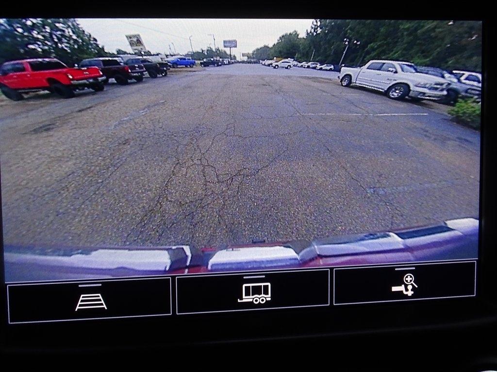 GMC Sierra 1500 AT4 Crew Cab Long Box 4WD 2021