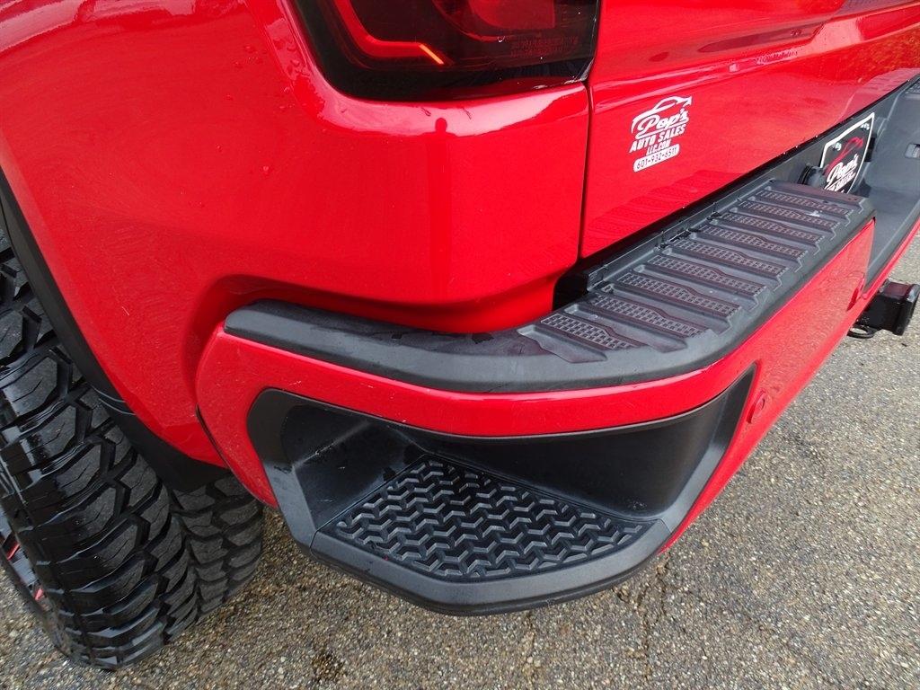 GMC Sierra 1500 AT4 Crew Cab Long Box 4WD 2021