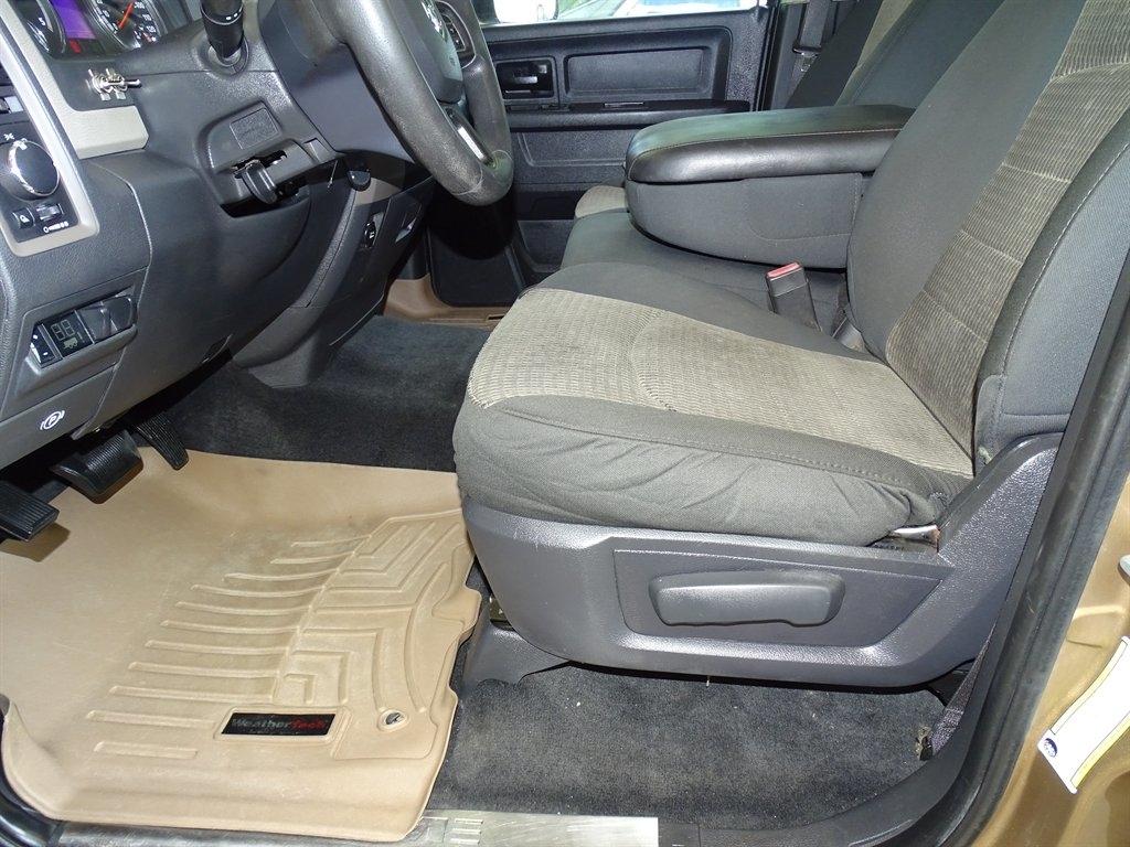 RAM 3500 ST Crew Cab SWB 4WD 2012