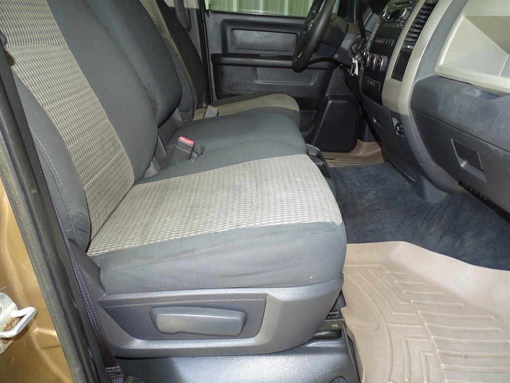 RAM 3500 ST Crew Cab SWB 4WD 2012
