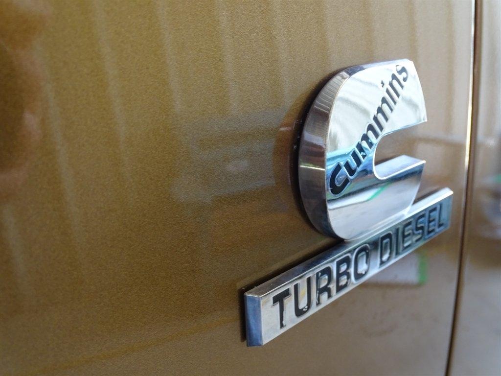 RAM 3500 ST Crew Cab SWB 4WD 2012