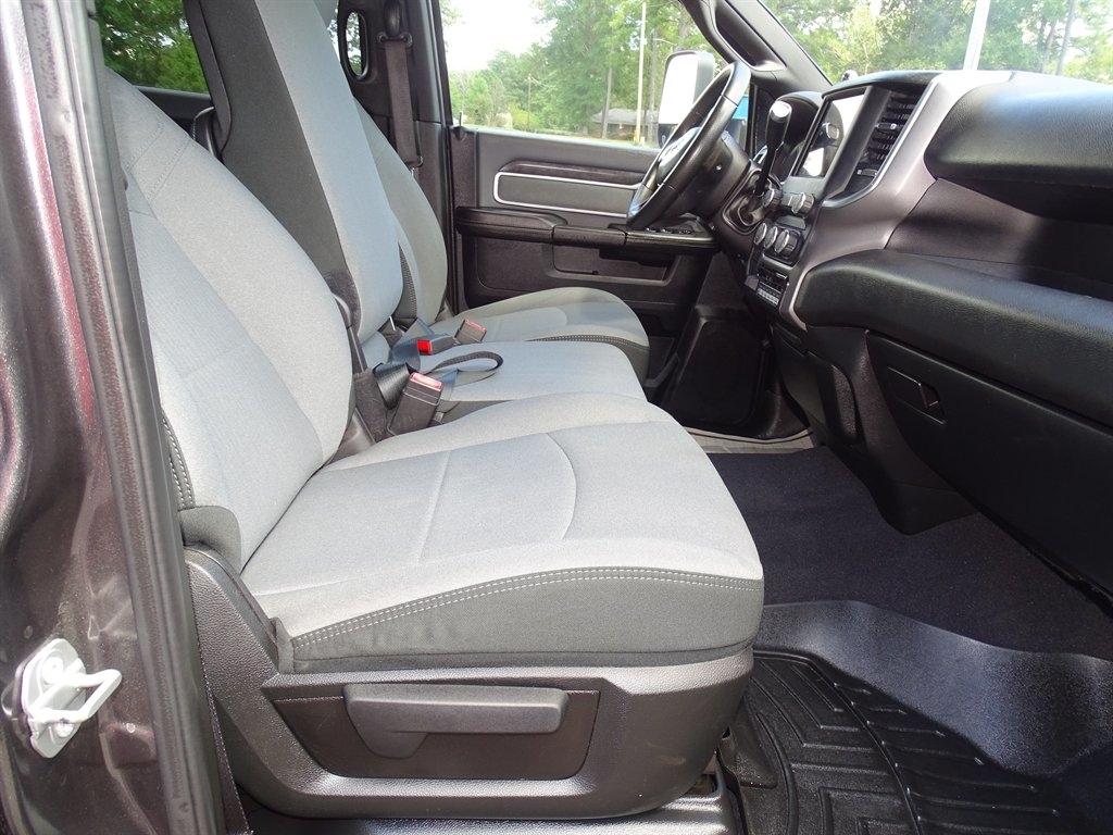 RAM 3500 Crew Cab 4WD DRW 2021